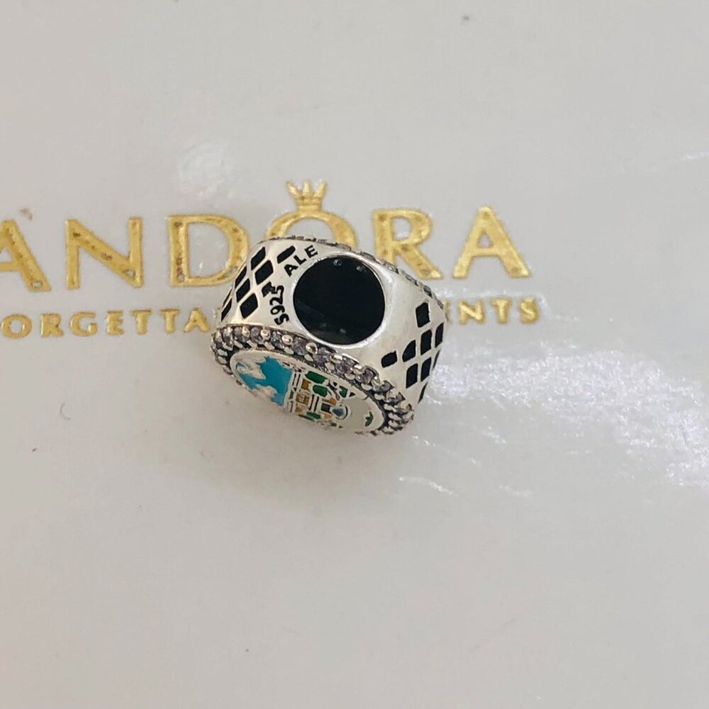 🌞📖Pandora The Hotel Hershey Hershey, Pennsylvania Exclusive Charm - Picture 2 of 4
